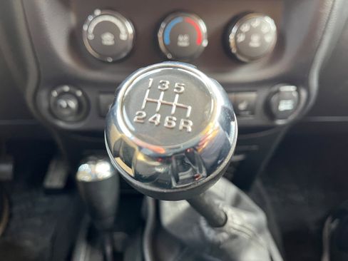 Used 2017 Jeep Wrangler Unlimited Sport image 20