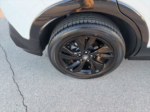 Used 2024 Buick Encore GX Sport Touring image 28