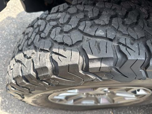 Used 2013 Jeep Wrangler Rubicon w/ Connectivity Group AWD/4WD image 18