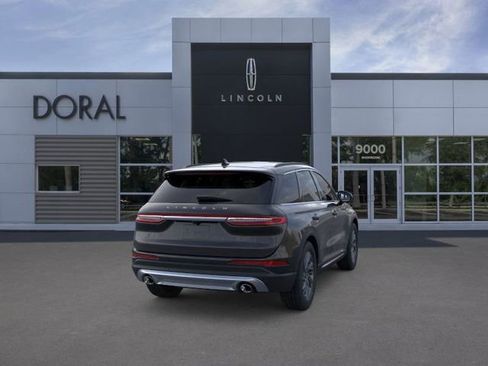 New 2026 Lincoln Corsair Premiere image 8