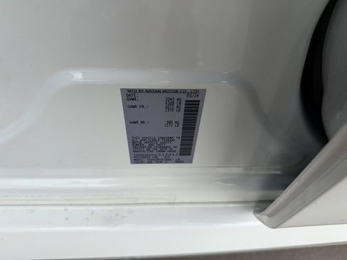 Used 2025 Nissan Leaf S FWD image 41