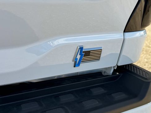 New 2025 Ford F150 Lightning Lariat image 19