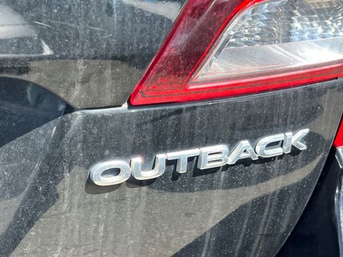 Used 2018 Subaru Outback 2.5i Touring w/ Popular Package #3 image 21