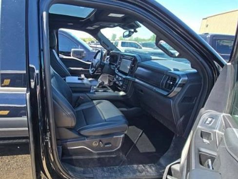 Used 2024 Ford F150 Lariat w/ Equipment Group 502A High AWD/4WD image 12
