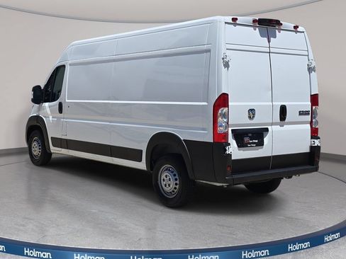 Used 2025 RAM ProMaster 2500 w/ Convenience Group FWD image 8