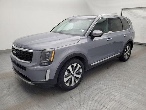 Used 2022 Kia Telluride S FWD image 2