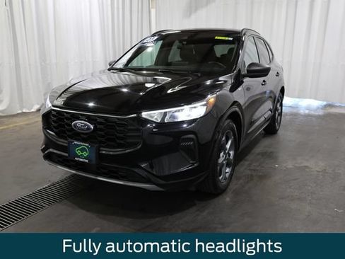 Used 2023 Ford Escape ST-Line FWD image 6