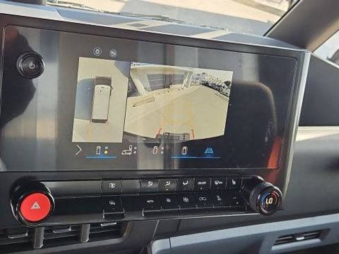New 2025 Chevrolet Brightdrop 400 w/ Battery Pack, Max Range AWD/4WD image 15