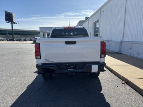 New 2026 Chevrolet Colorado W/T image 14