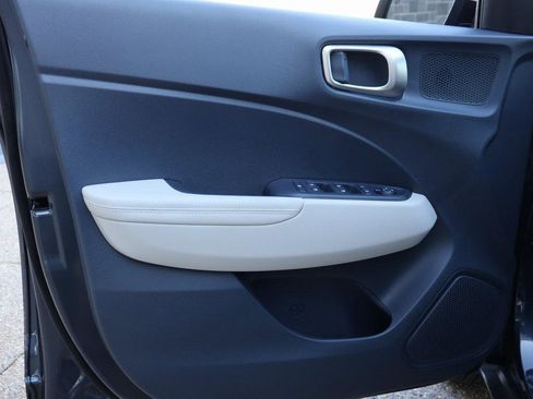 New 2026 Hyundai Venue SEL image 21