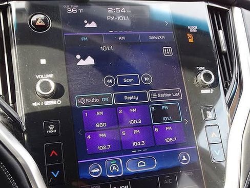 Used 2021 Subaru Outback Limited image 31