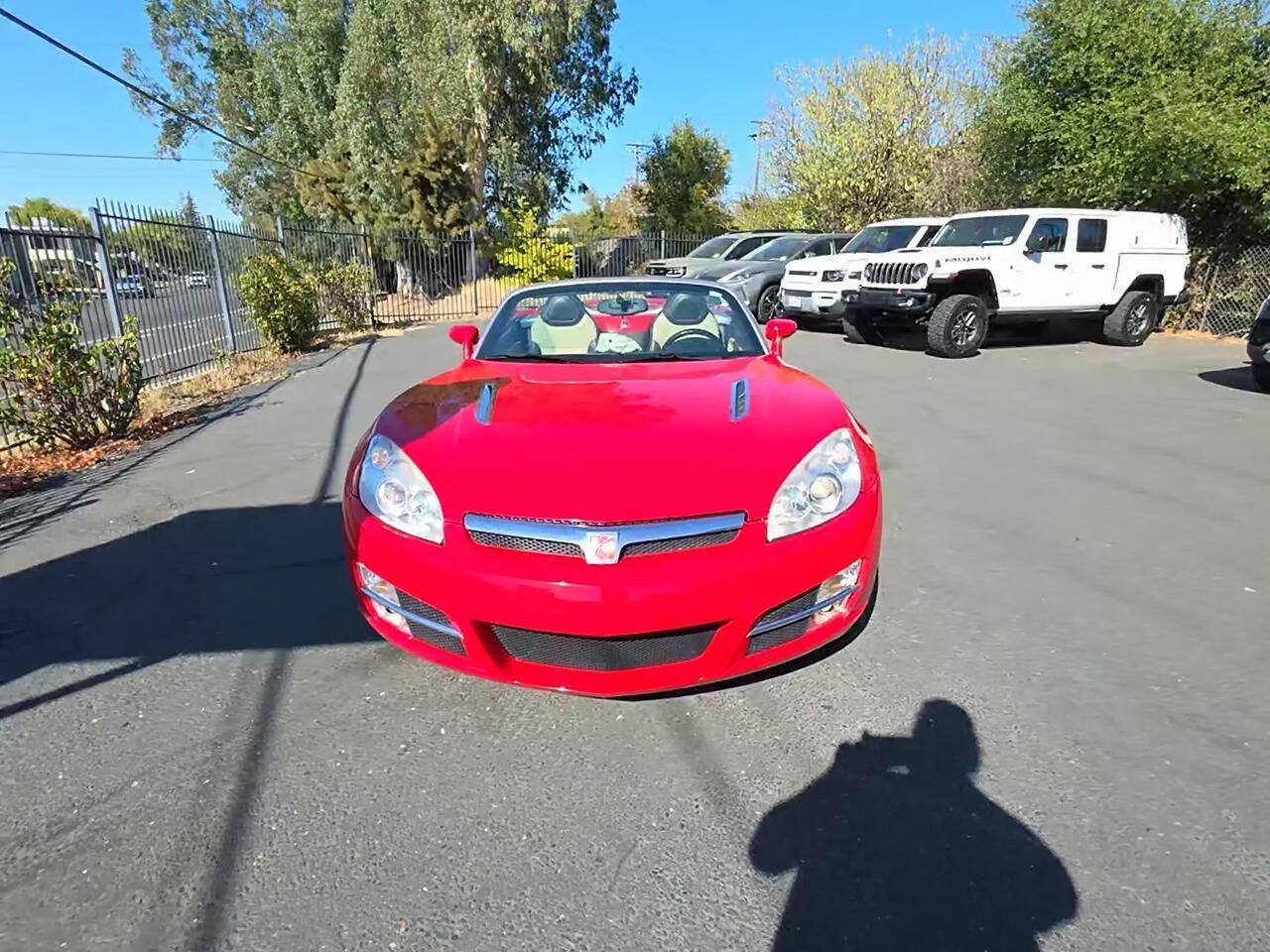 Used 2008 Saturn Sky w/ Premium Trim Package RWD image 3