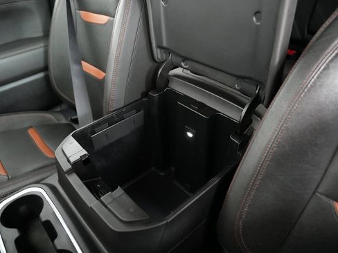 Used 2019 GMC Sierra 1500 AT4 image 31