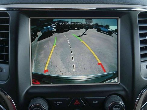 Used 2015 Jeep Grand Cherokee Overland w/ Advanced Technology Group RWD image 33