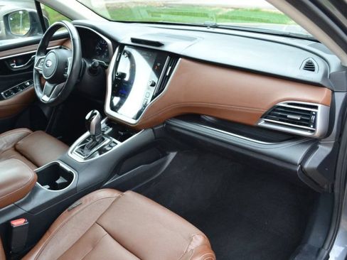 Used 2020 Subaru Outback Touring XT AWD/4WD image 27