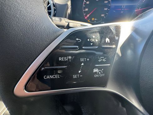 New 2026 Mercedes-Benz GLB 250 4MATIC image 32