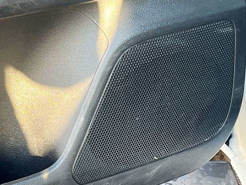 Used 2023 Toyota Tacoma SR image 18