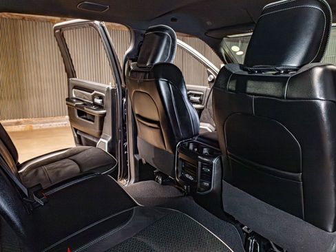 Used 2024 RAM 3500 Laramie w/ Night Edition image 26