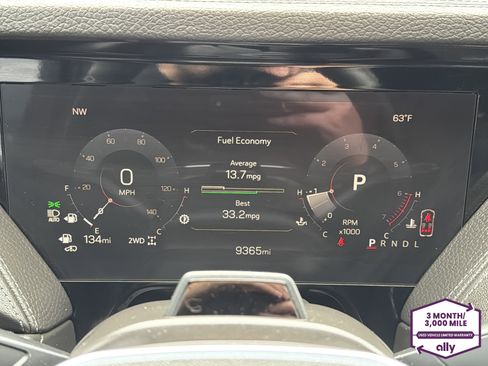 Used 2025 GMC Yukon Denali w/ Denali Reserve Package AWD/4WD image 21