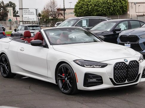 Used 2024 BMW 430i Convertible w/ M Sport Package image 9