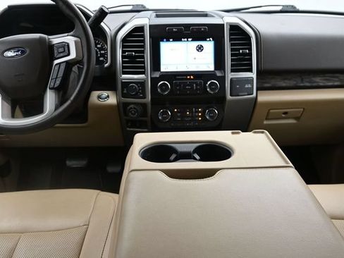 Used 2019 Ford F150 Lariat AWD/4WD image 15