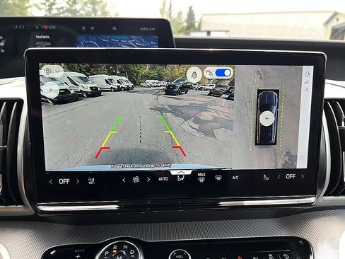 Used 2025 Ford Expedition Max Active AWD/4WD image 16