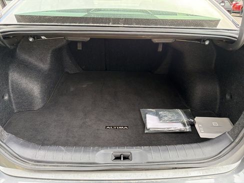 Used 2024 Nissan Altima 2.5 SV image 27