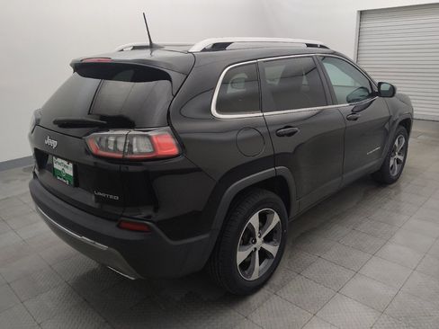 Used 2019 Jeep Cherokee Limited AWD/4WD image 9
