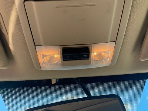 Used 2011 Ford F150 Lariat w/ Lariat Plus Pkg AWD/4WD image 68