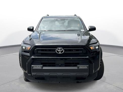 Used 2025 Toyota 4Runner SR5 AWD/4WD image 3