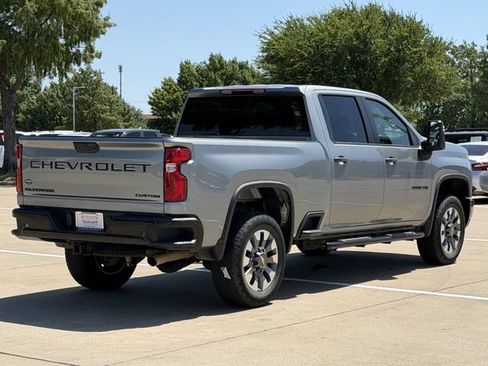 Used 2024 Chevrolet Silverado 2500 Custom w/ Custom Value Package AWD/4WD image 4