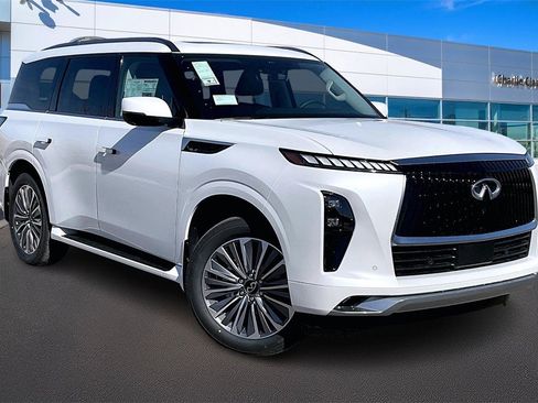 New 2026 INFINITI QX80 Luxe image 2