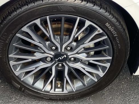 Used 2023 Kia Forte GT-Line w/ GT-Line Premium Package FWD image 28