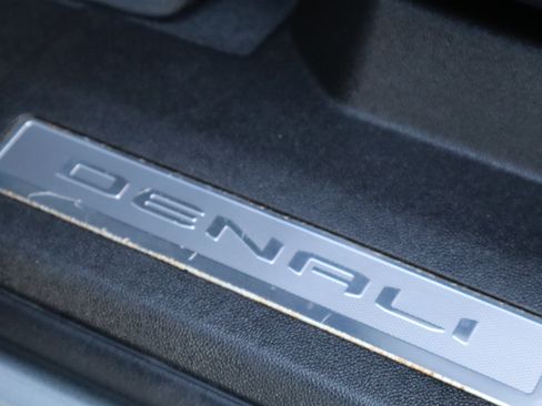 Used 2022 GMC Yukon Denali AWD/4WD image 47