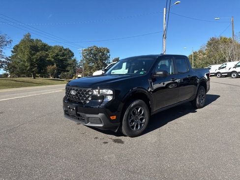 New 2025 Ford Maverick XLT w/ 4K Tow Package image 13
