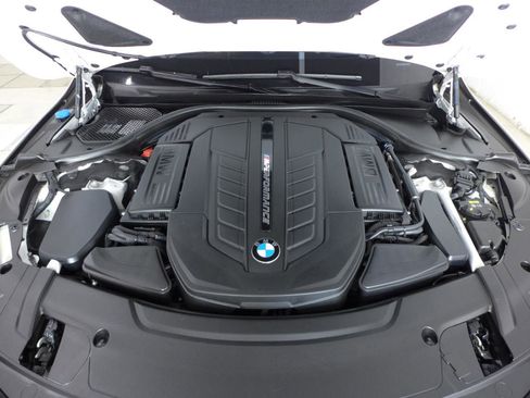 Used 2019 BMW M760i xDrive AWD/4WD image 80