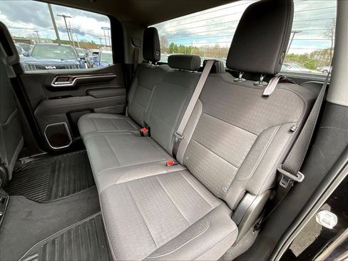 Used 2025 Chevrolet Silverado 1500 LT image 14