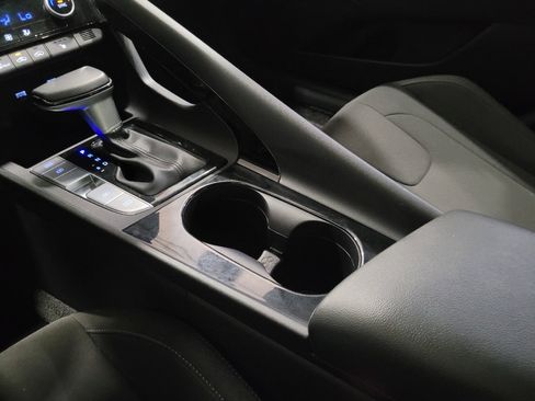 Used 2023 Hyundai Elantra SEL w/ Convenience Package FWD image 26
