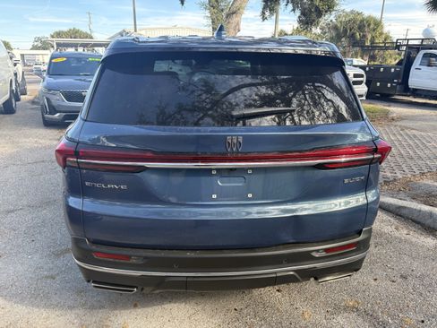 Used 2025 Buick Enclave Preferred image 6