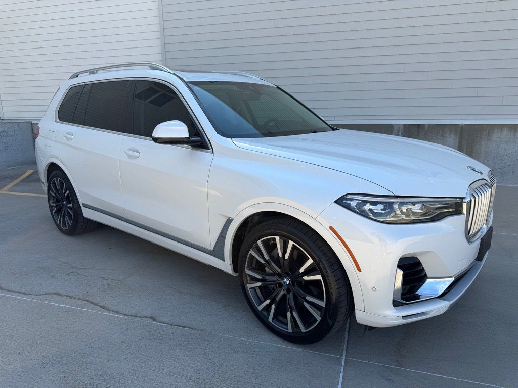 Used 2020 BMW X7 xDrive40i w/ Premium Package AWD/4WD image 2