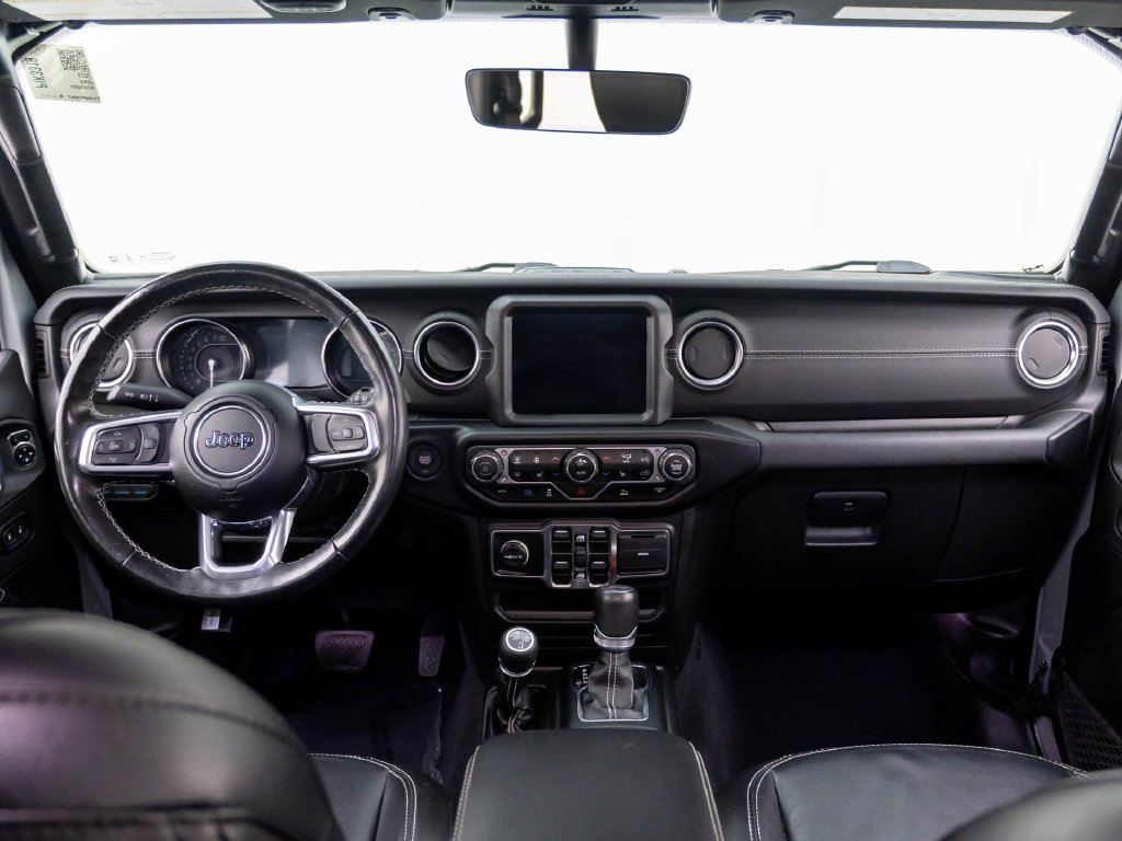 Used 2023 Jeep Wrangler Unlimited Sahara w/ Cold Weather Group AWD/4WD image 10