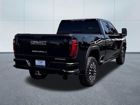 Used 2024 GMC Sierra 2500 Denali Ultimate w/ Max Trailering Package AWD/4WD image 6