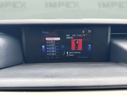 Used 2020 Lexus IS 350 F Sport w/ F Sport Package RWD image 10