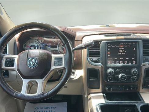 Used 2015 RAM 2500 Longhorn w/ Convenience Group RWD image 16