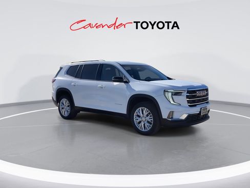 Used 2024 GMC Acadia Elevation image 2