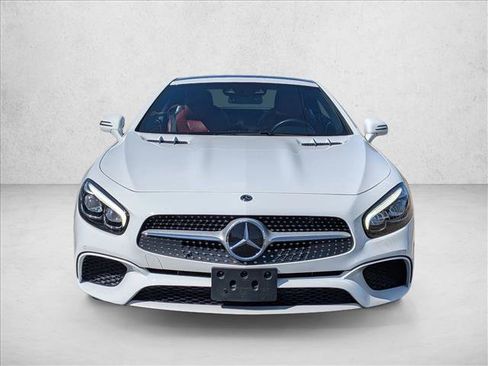 Used 2018 Mercedes-Benz SL 450 image 2