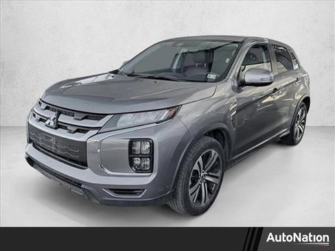 Used 2024 Mitsubishi Outlander Sport SE image 1