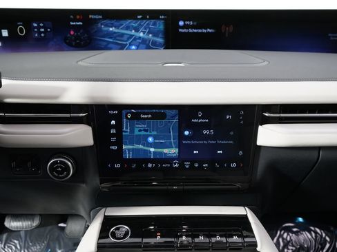New 2026 Lincoln Navigator L Reserve AWD/4WD image 27