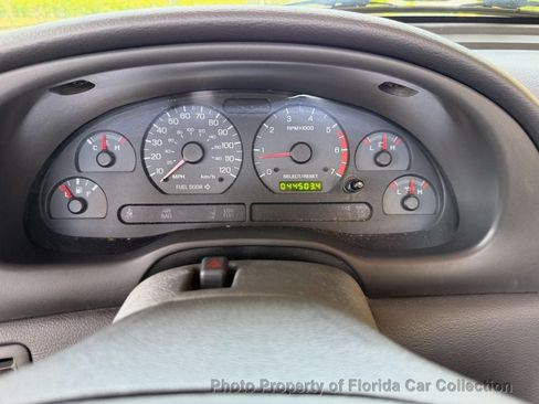 Used 2002 Ford Mustang Convertible RWD image 56
