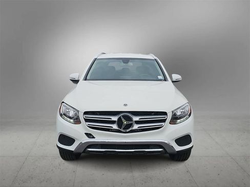 Used 2019 Mercedes-Benz GLC 300 4MATIC image 3